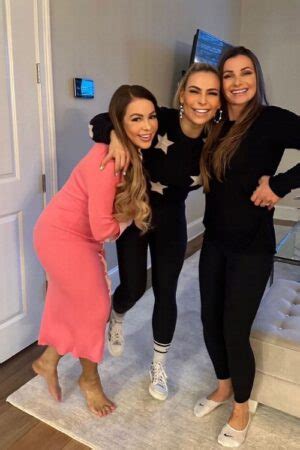 natalya neidhart sister|Natalya Neidhart Biography 